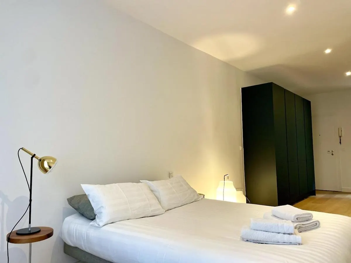 Saint-Germain Prestige - Luxury Parisian Hideaway Apartment