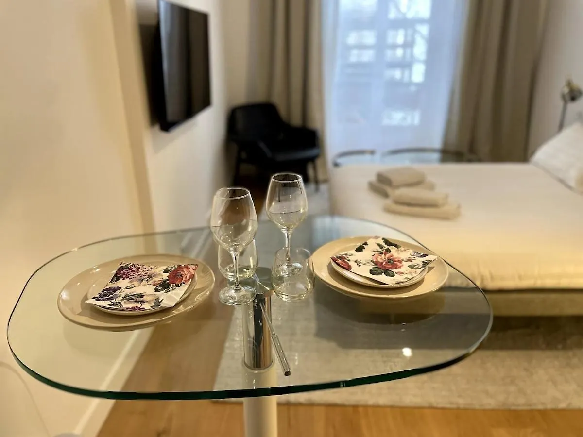 Saint-Germain Prestige - Luxury Parisian Hideaway Apartment