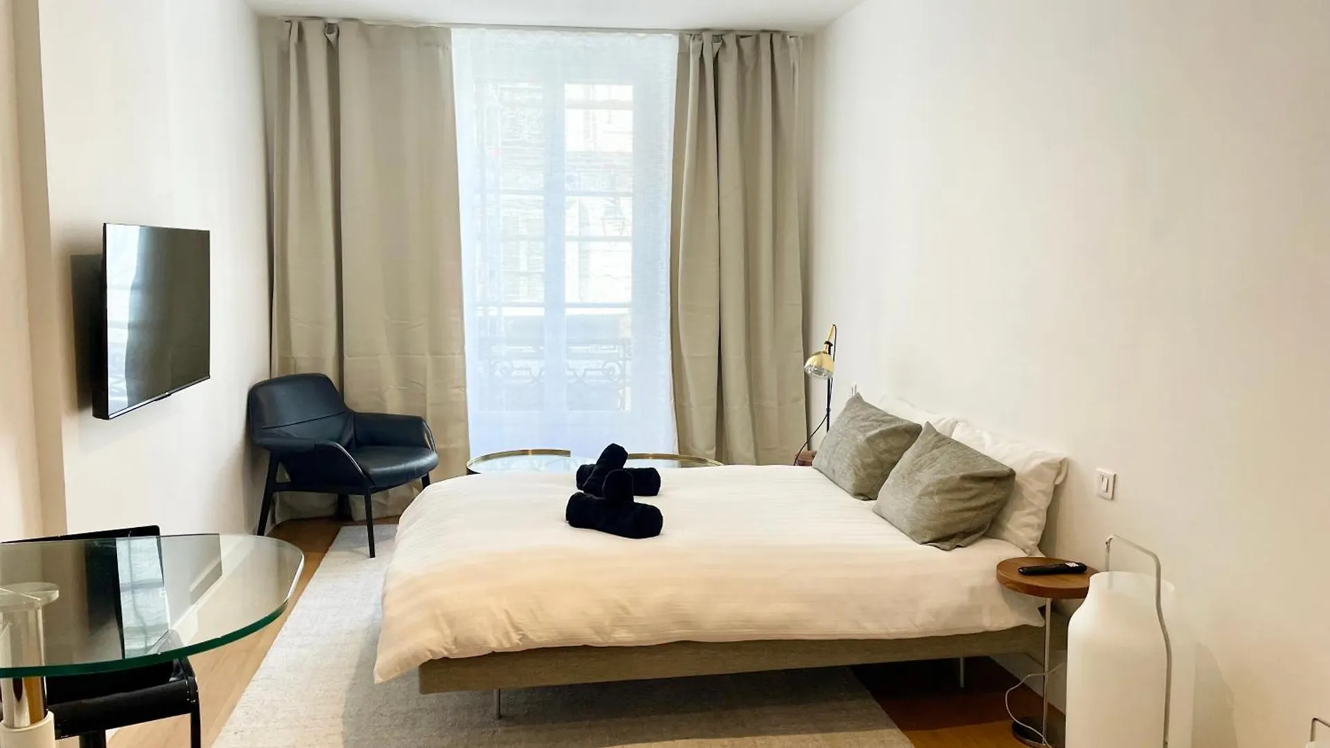 Saint-Germain Prestige - Luxury Parisian Hideaway contacts